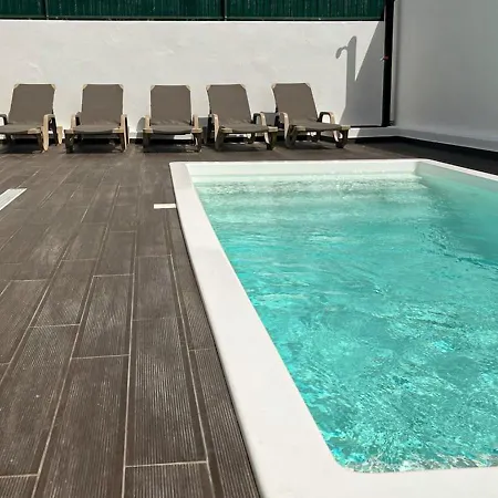 Mitto - Private Swimming Pool - Wifi - Ac - By Bedzy فيلة