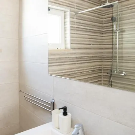 Mitto - Private Swimming Pool - Wifi - Ac - By Bedzy Villa